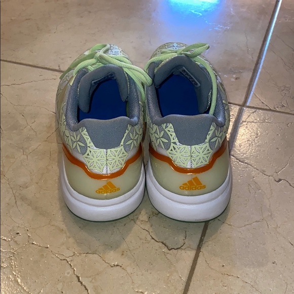 adidas adizero Ubersonic Aphrodite 9.5 - Picture 4 of 6